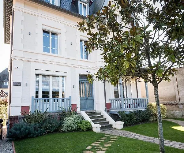 Berry Centre - Chic & Stylee - Magnifique Jardin