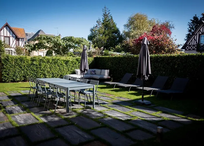 Berry Centre - Chic & Stylee - Magnifique Jardin Deauville