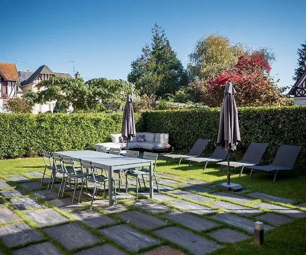Berry Centre - Chic & Stylee - Magnifique Jardin Deauville