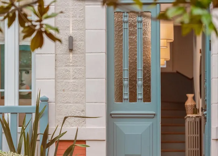 Berry Centre - Chic & Stylee - Magnifique Jardin Villa