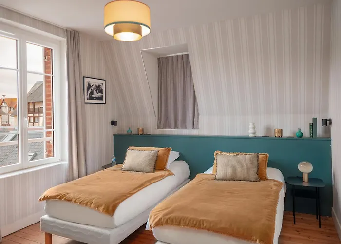 Berry Centre - Chic & Stylee - Magnifique Jardin Deauville